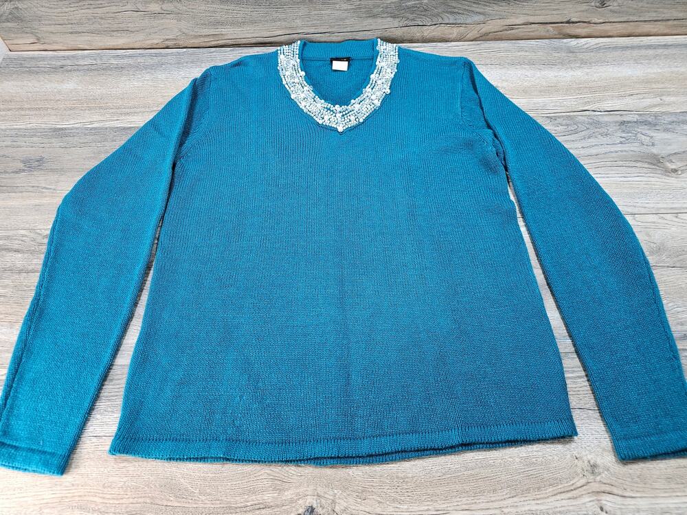 Vintage Salon Studio Women’s Teal Pearl Beaded V Neck Knit Sweater Long Sleeve